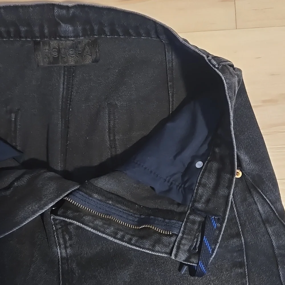 Roucha Delvaux Barrel Crop Jeans - Picture 4 of 9